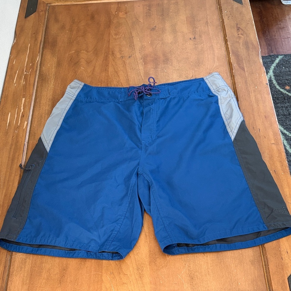 The North Face Men's Blue and Gray Board Shorts Size 36